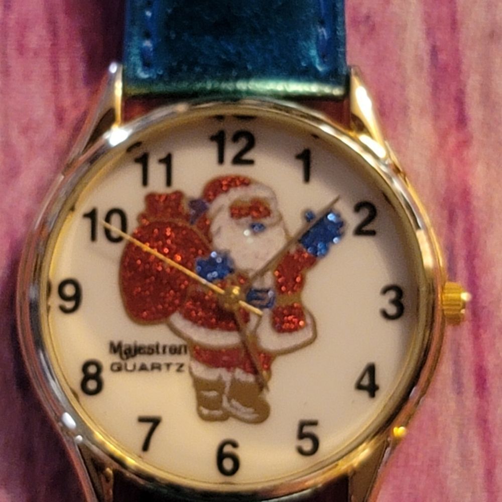 💍Majesti Santa Claus Quartz Watch With Blue Leather Wristband